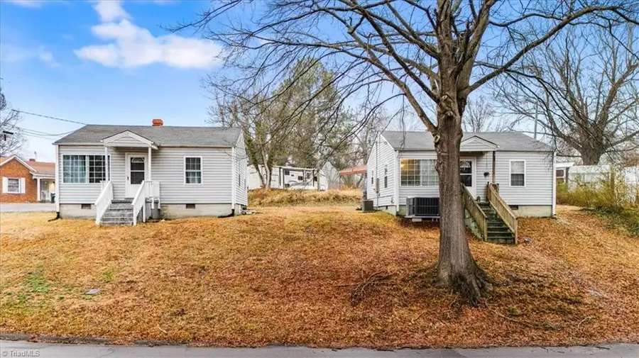 320 Mulberry Street, Reidsville, NC 27320 - #3