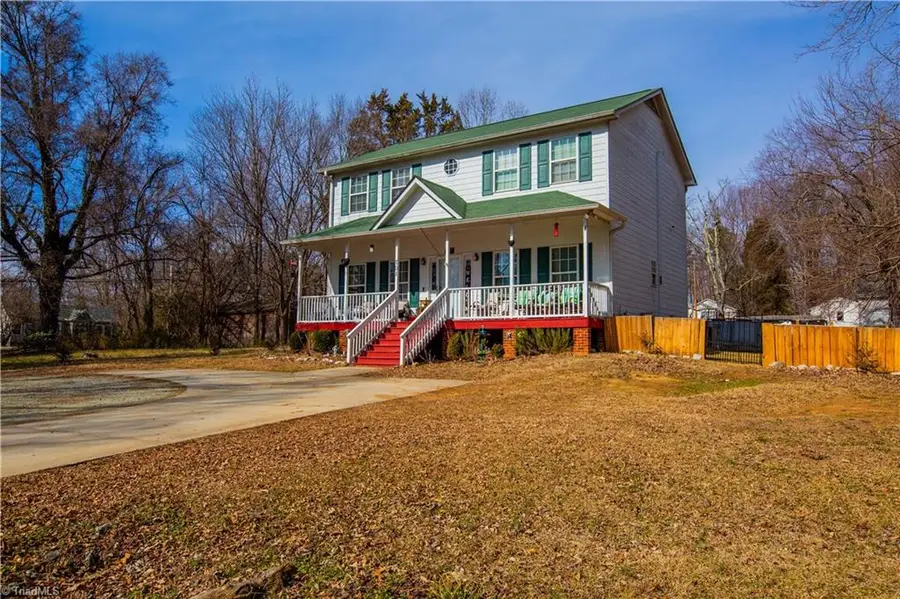 701 Diana Drive, Thomasville, NC 27360 - #2