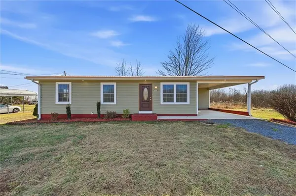 2013 Liberty Church Road, Yadkinville, NC 27055