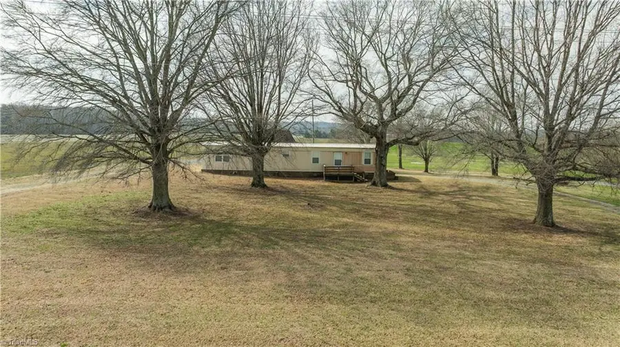 5750 New Hope Road, Denton, NC 27239 - #2