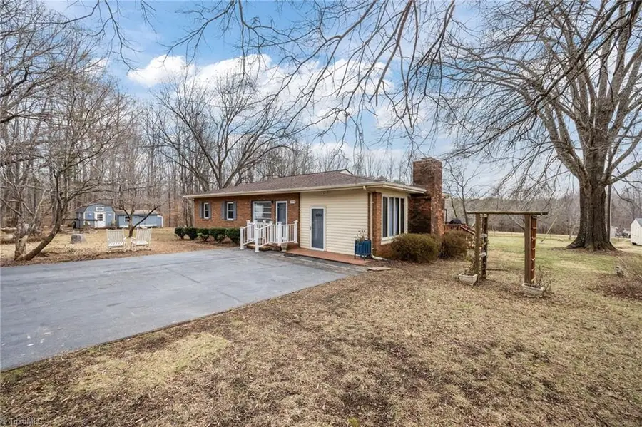 289 Vfw Road, Reidsville, NC 27320 - #2