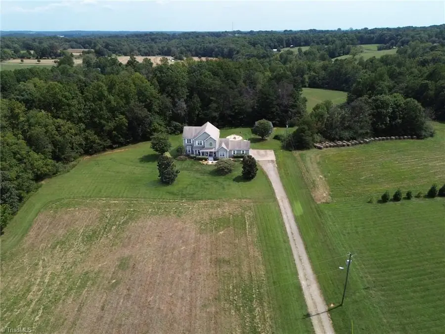 3137 Yorkshire Lane, Boonville, NC 27011 - #3