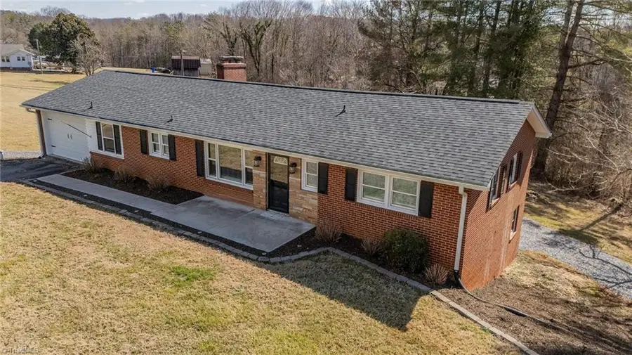 2706 Westfield Road, Mount Airy, NC 27030 - #2