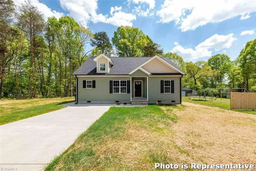 136 Pinnix Street, Jonesville, NC 28642 - #2