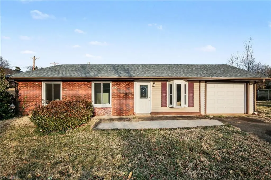 1065 Claremont Avenue Ne, Winston Salem, NC 27101 - #1