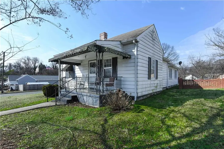 2301 Maple Street, Greensboro, NC 27405 - #3