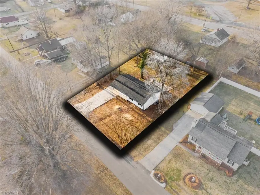 1719 Maryland Avenue, Eden, NC 27288 - #3