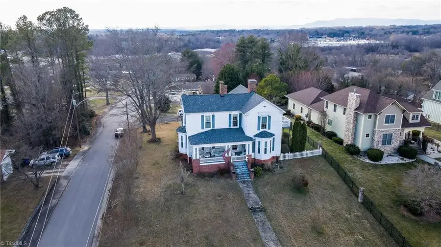519 Maple Street, Mount Airy, NC 27030 - #3