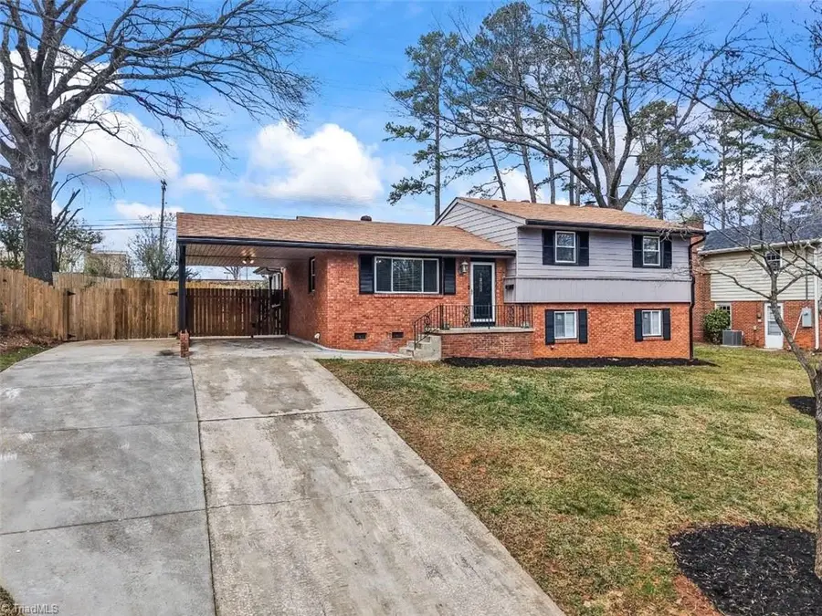 2889 Ashwood Drive, Winston Salem, NC 27103 - #2