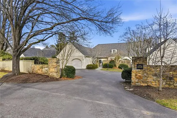 15 Graylyn Place Lane, Winston-Salem, NC 27106