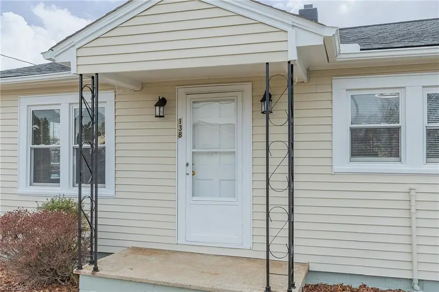 138 Elizabeth Street, Lexington, NC 27295 - #3