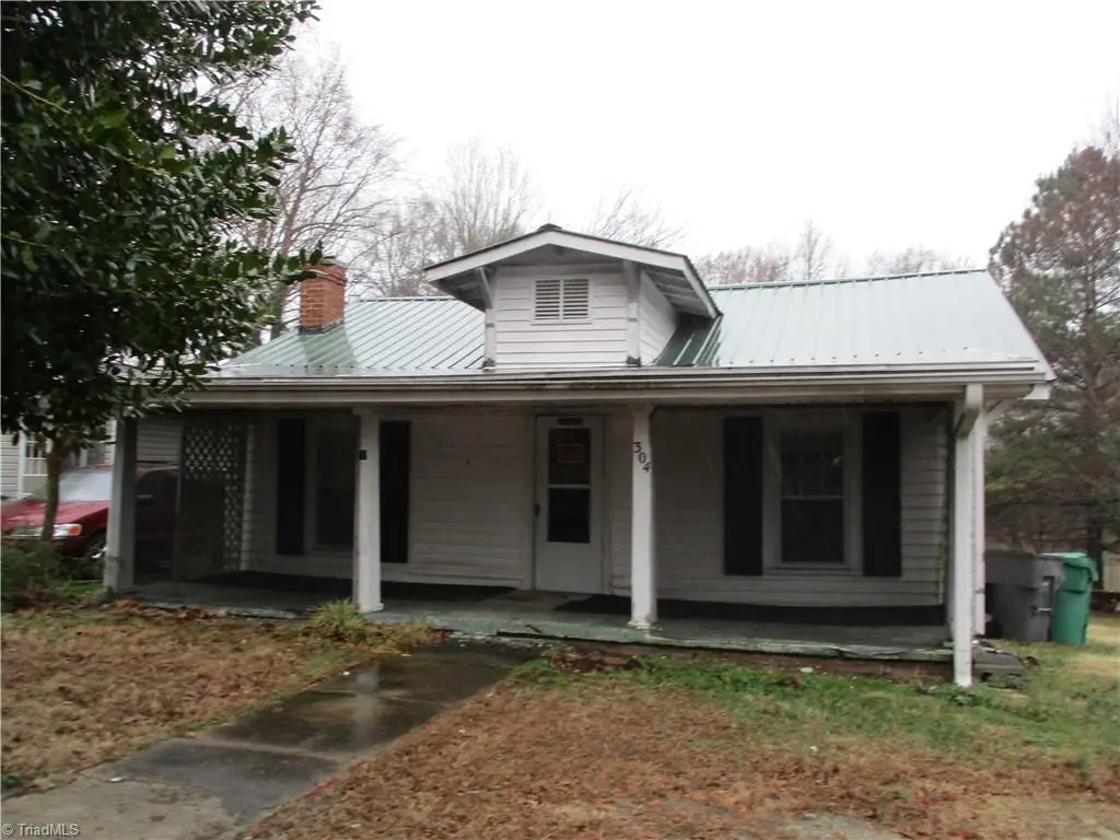 304 Welch Drive, High Point, NC 27265 - #1