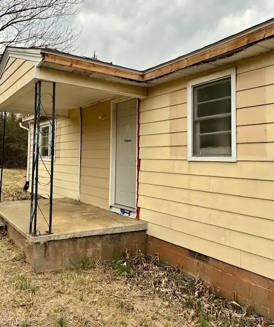 487 Brooks Road, Reidsville, NC 27320 - #3