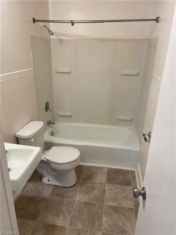 2715 Central Avenue, High Point, NC 27260 - #3