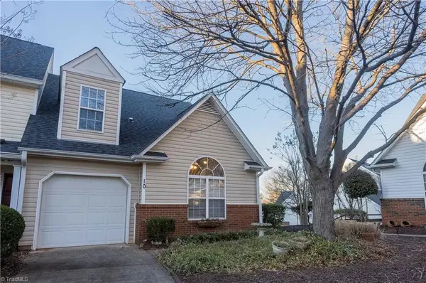 10 Hudson Circle, Greensboro, NC 27410