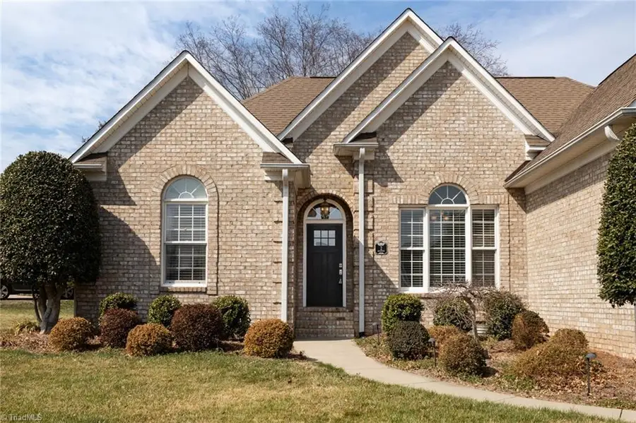 2 Wexford Circle, Thomasville, NC 27360 - #2