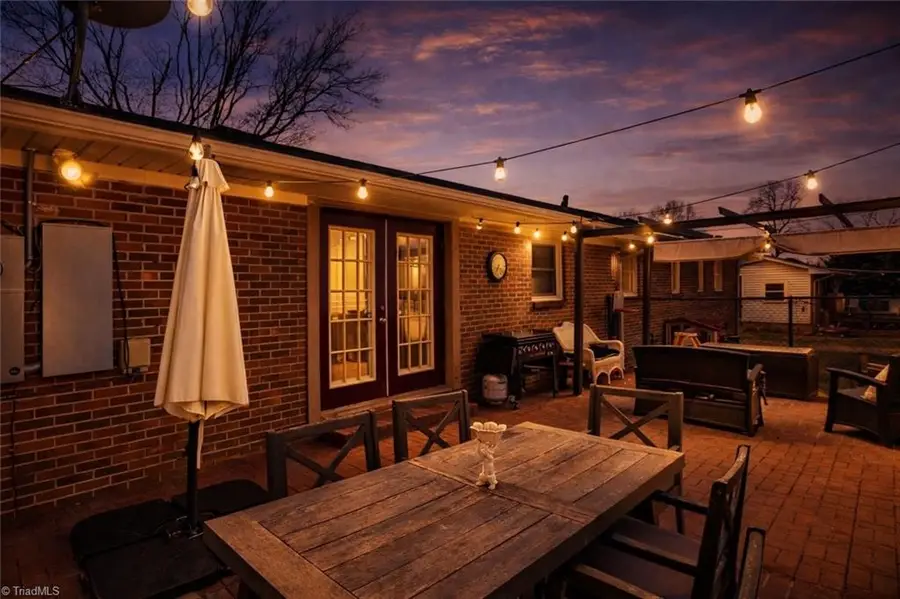 275 Cliffwood Drive, Kernersville, NC 27284 - #2