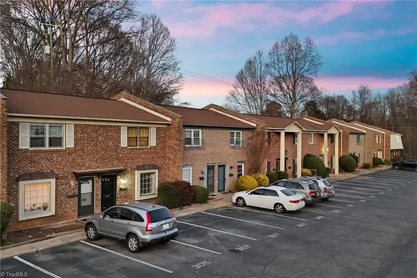 309 Vineyard Park Court, Winston-Salem, NC 27104
