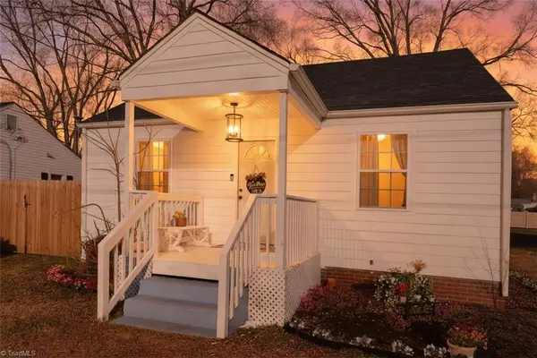 218 W Washington Street, Mayodan, NC 27027