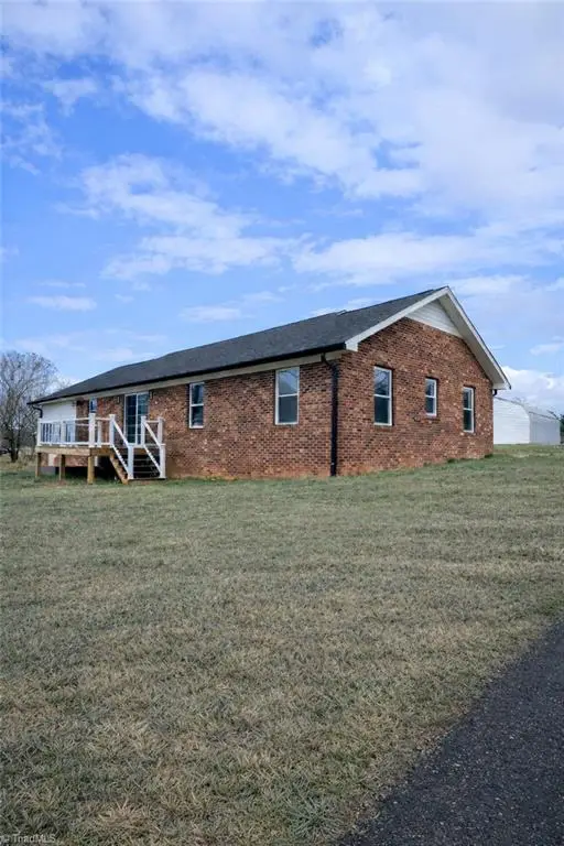 3480 N Nc Highway 16, Millers Creek, NC 28651 - #2