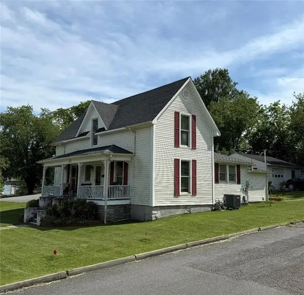 302 Spring Street, Mount Airy, NC 27030