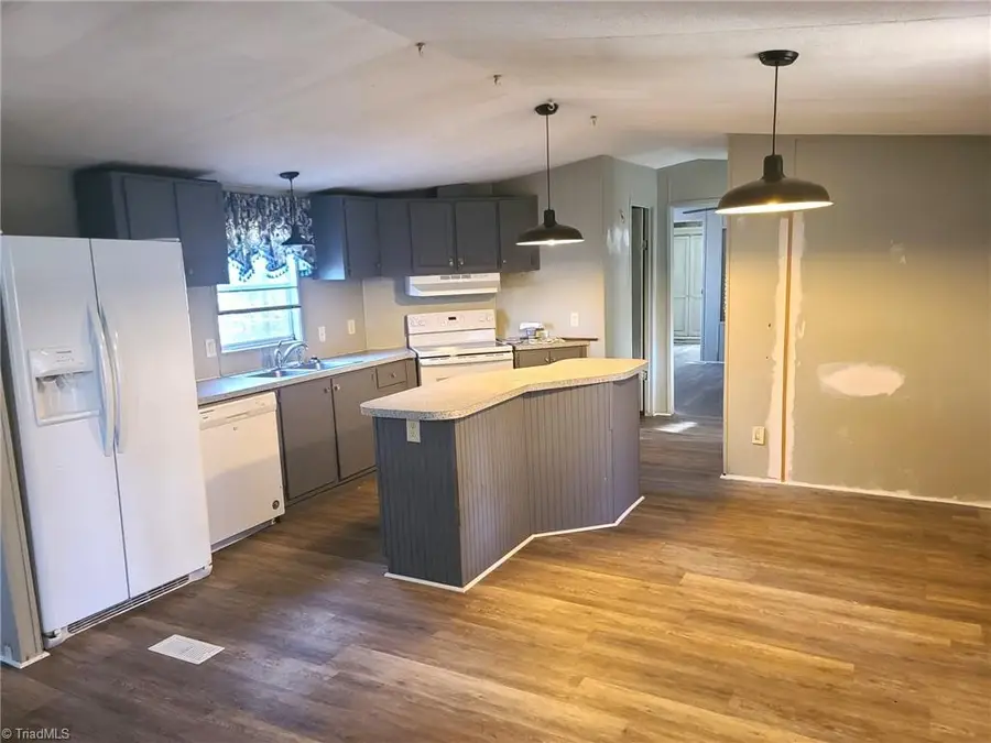 308 Clara Hill Lane, Lexington, NC 27292 - #2