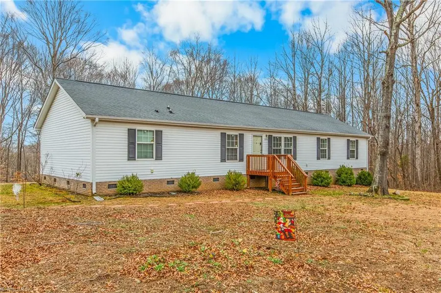 1030 Endeavour Lane, Walnut Cove, NC 27052 - #2