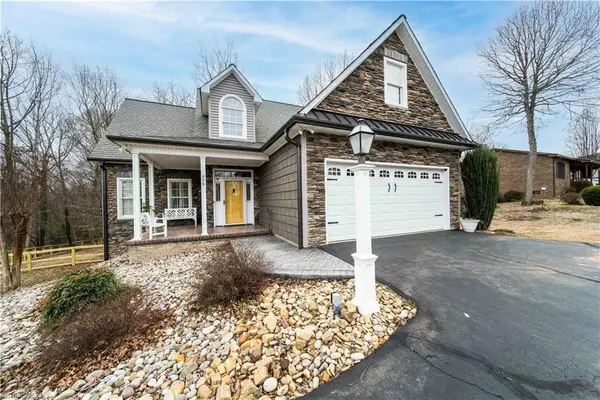 208 Triplett Street, Jonesville, NC 28642