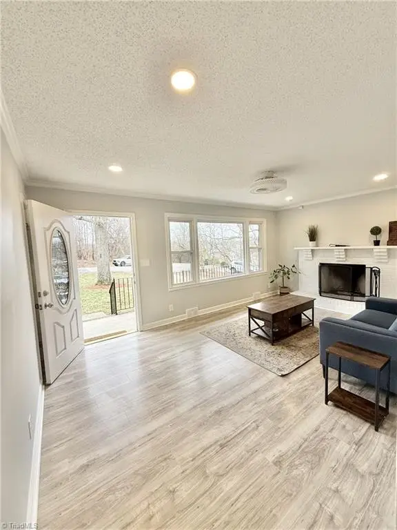 4561 Emily Drive, Kernersville, NC 27284 - #2