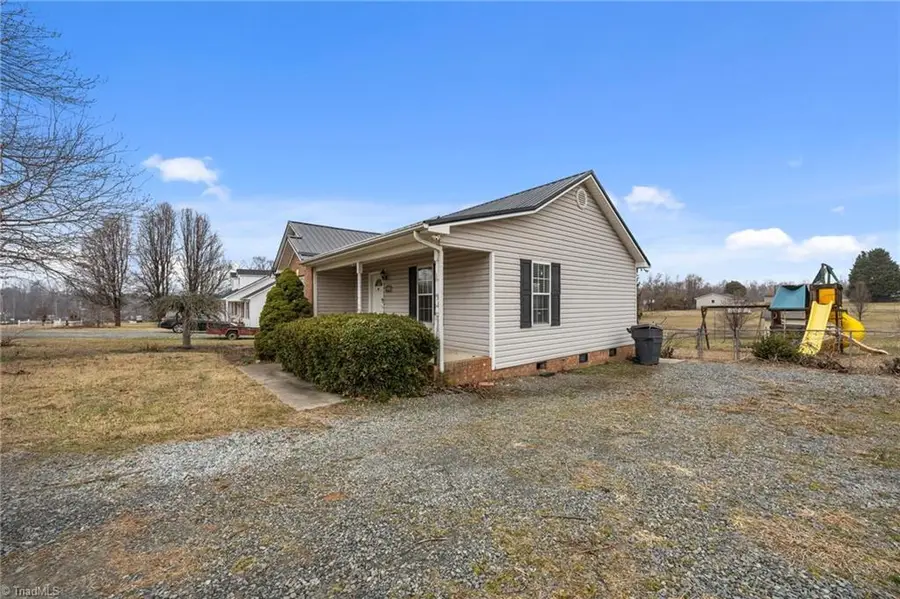 1502 Gibbs Road, Reidsville, NC 27320 - #3