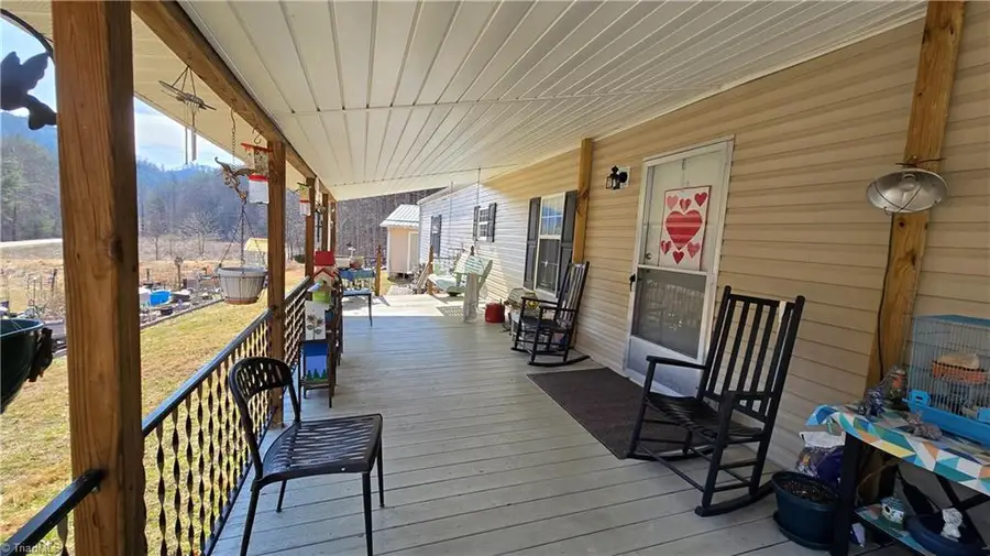 8043 N Old Nc Highway 16, Millers Creek, NC 28651 - #3