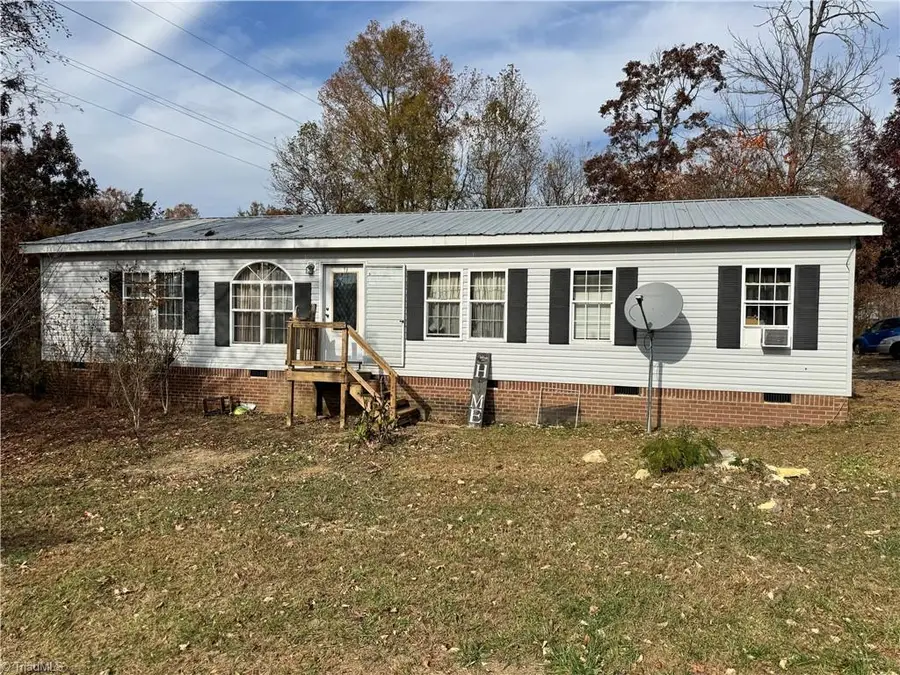 293 Regina Drive, Thomasville, NC 27360 - #2