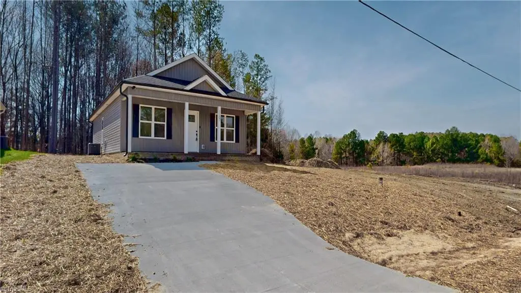 1107 Sunset Drive, Thomasville, NC 27360 - #1