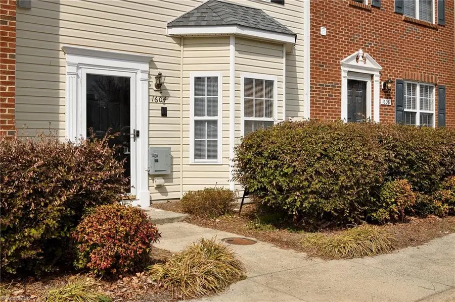 1604 Olivers Crossing Circle, Winston Salem, NC 27127 - #2