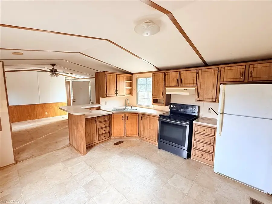 6096 Nc Highway 22, Climax, NC 27233 - #3