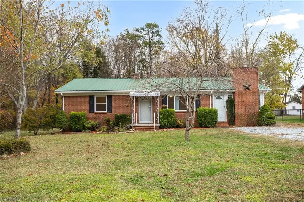 361 Garland Drive, Lexington, NC 27295 - #1