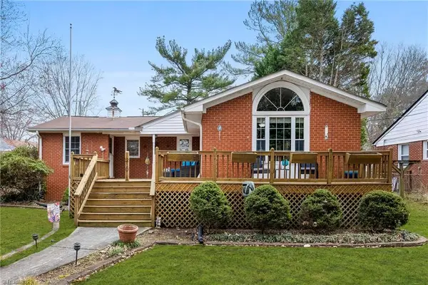 210 Avondale Drive, Lexington, NC 27295