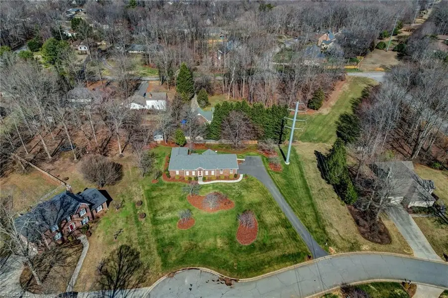 204 W Stonebury Court, Reidsville, NC 27320 - #3