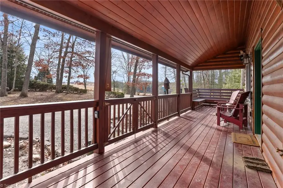 16 Honey Tree Circle, Sparta, NC 28675 - #2