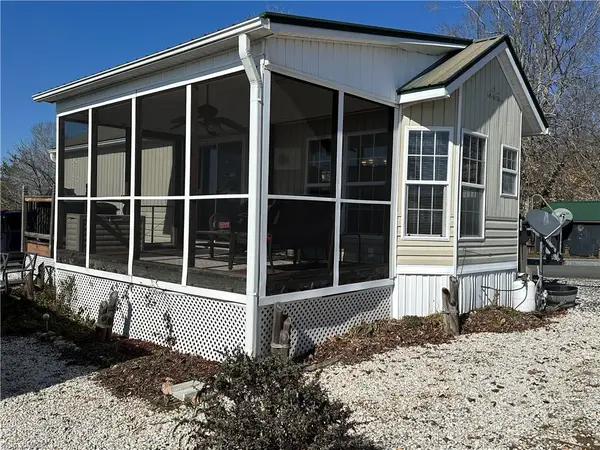 171 Grand View Drive, New London, NC 28127