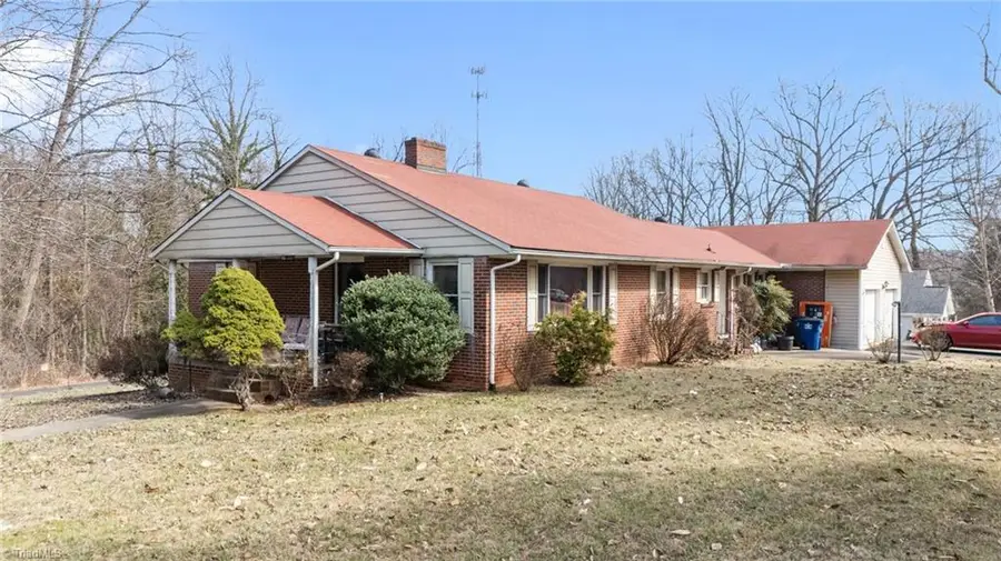 5695 Reynolda Road, Winston Salem, NC 27106 - #3