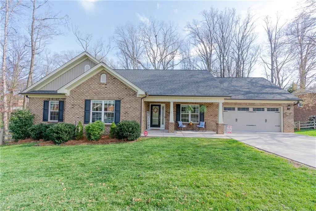 6729 Rollingwood Drive, Clemmons, NC 27012 - #1