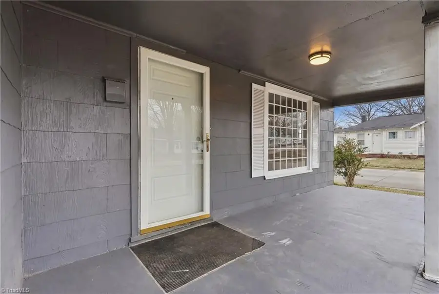 829 W Terrell Street, Greensboro, NC 27406 - #2