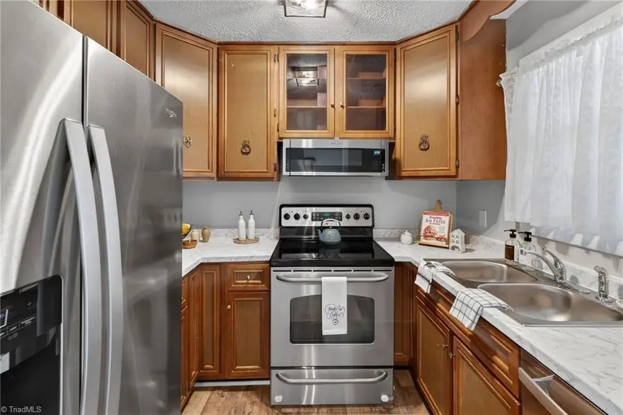 311 Salisbury Street #5, Kernersville, NC 27284 - #3