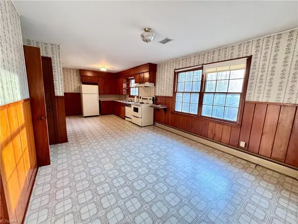 229 Woodland Drive, Elkin, NC 28621