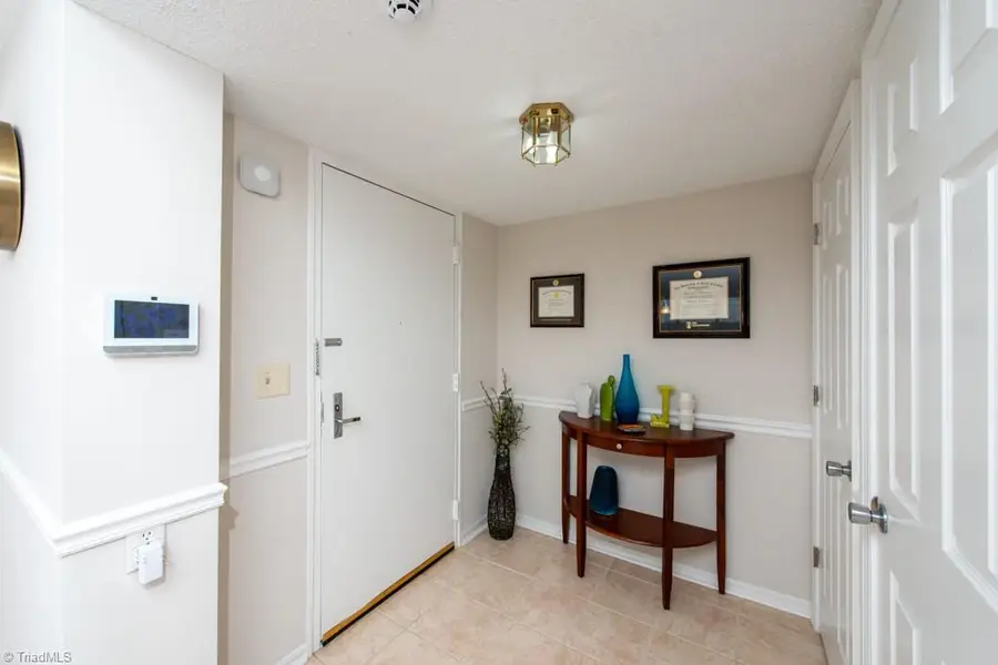 1101 Elm Street #1101, Greensboro, NC 27401 - #3