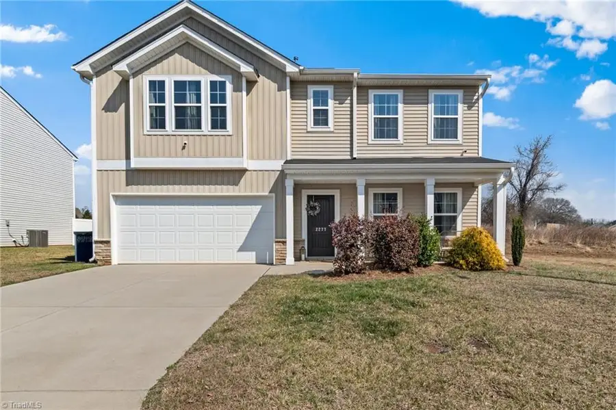 2277 Ever Chase Court, Winston Salem, NC 27103 - #2