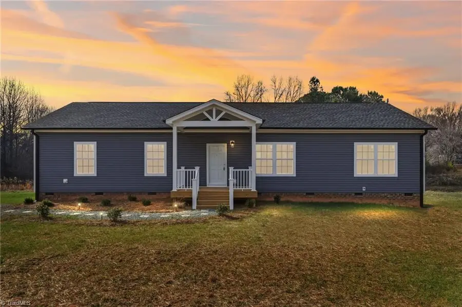 450 Hastings Hill Road, Kernersville, NC 27284 - #2