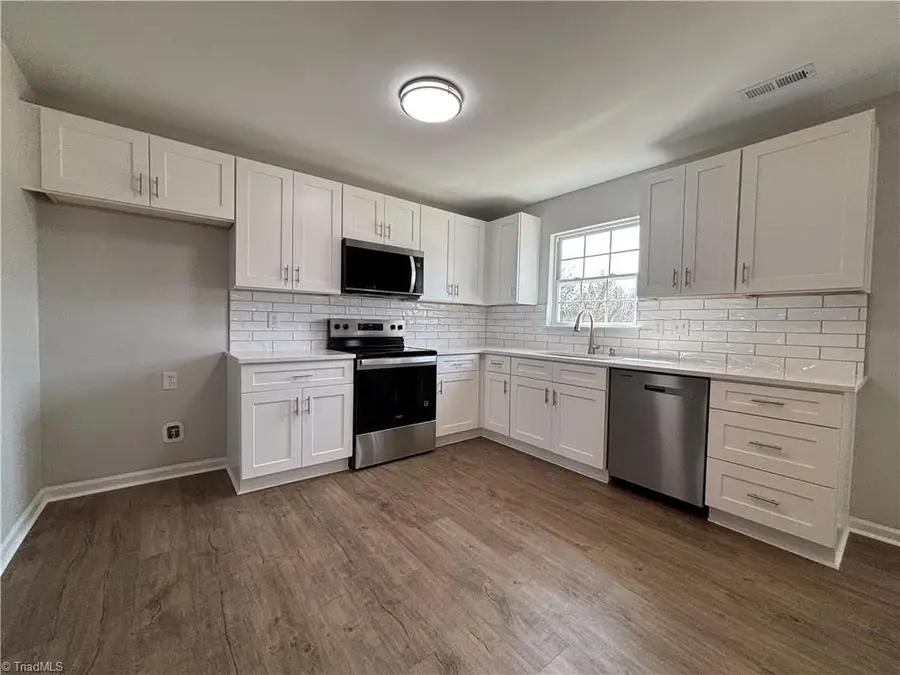 1402 Ardmore Drive, Greensboro, NC 27401 - #3