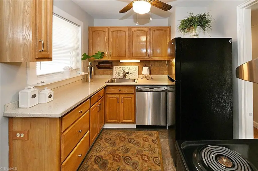 131 Pasadena Drive, Winston Salem, NC 27127 - #2